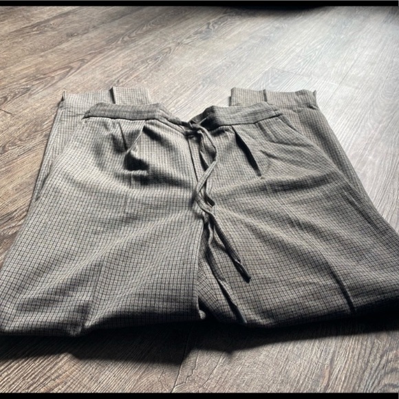 Zara The Easy Pant size US 2 - Picture 4 of 13